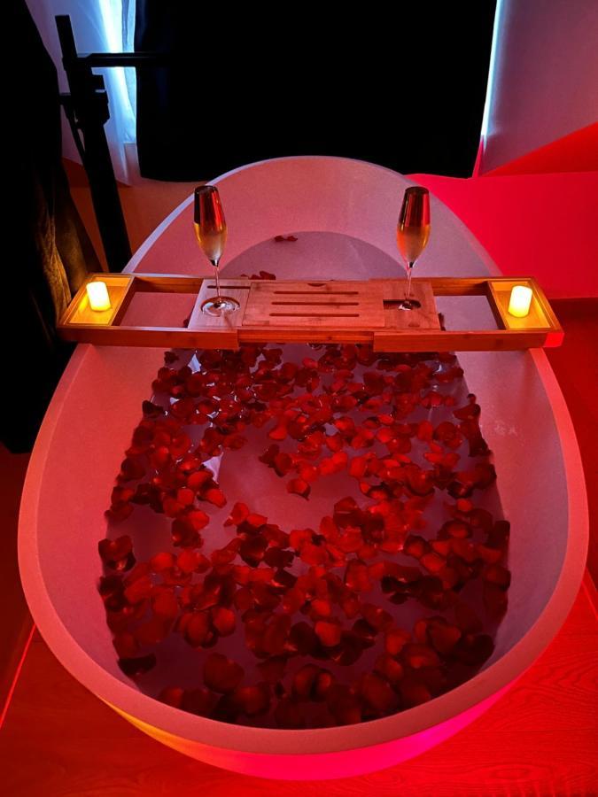 ディエップLe Nid D'Amour - Escapade Romantiqueアパートメント エクステリア 写真